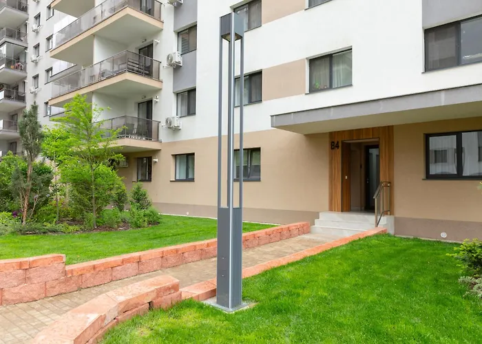 Hils Pallady 9 Apartment