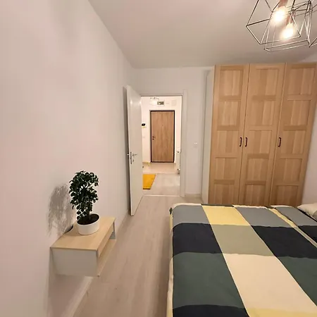 Hils Pallady 9 Lägenhet *