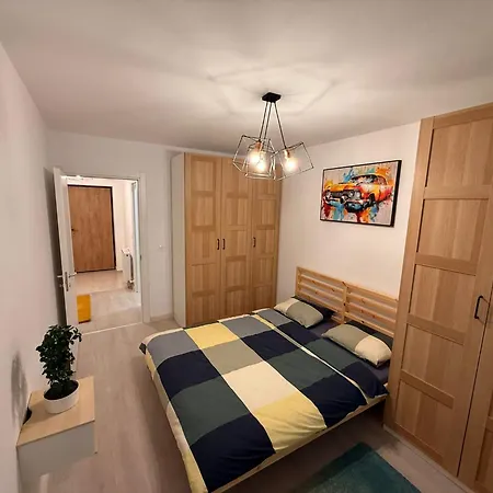 Apartment Hils Pallady 9 *