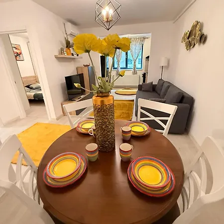 Hils Pallady 9 Apartament *