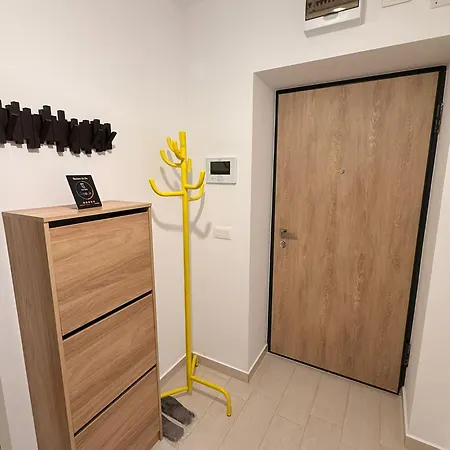 Hils Pallady 9 * Bucureşti