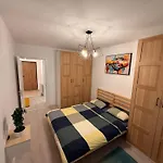 Appartement Hils Pallady 9 *